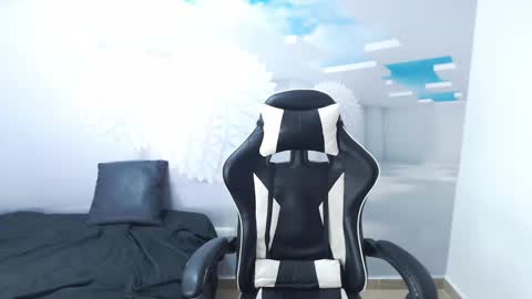 DEMI online show from 03/08/25, 11:48