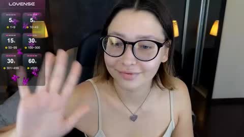 DEMI online show from 09/19/25, 05:31