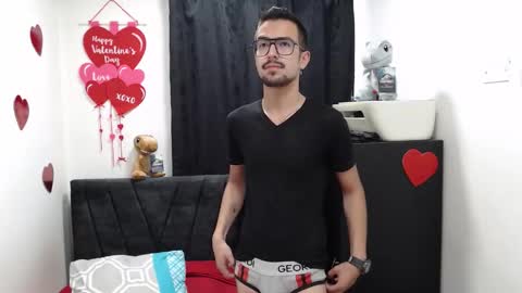 demian_val_4 online show from 02/14/26, 11:29