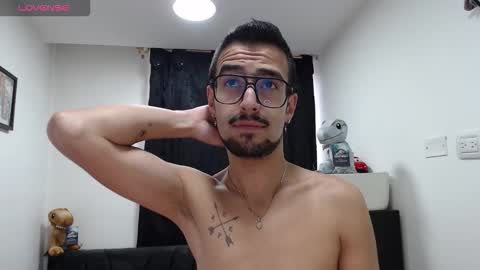 demian_val_4 online show from 02/17/26, 12:01