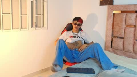 Demian and Salvatore online show from 11/29/25, 10:46