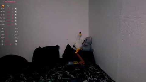 Demmi online show from 12/19/25, 10:17