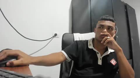 Snapshot of demol_latin chatting on 12/05/24, 07:27 MASTER DAV online show from 12/05/24, 07:27