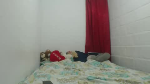 Snapshot of demol_latin chatting on 02/14/25, 12:51 MASTER DAV online show from 02/14/25, 12:51