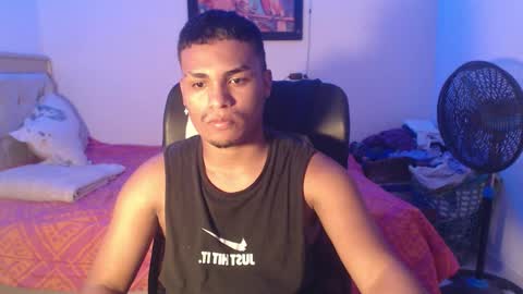 Snapshot of demol_latin chatting on 09/15/25, 04:01 MASTER DAV online show from 09/15/25, 04:01