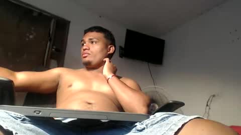 Snapshot of demol_latin chatting on 05/29/26, 03:43 MASTER DAV online show from 05/29/26, 03:43