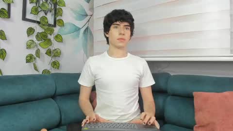   online show from 04/29/26, 02:10