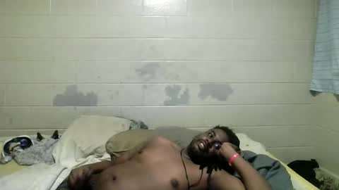 Snapshot of demoneyezzay0996 chatting on 06/30/26, 01:50 demoneyezzay0996 online show from 06/30/26, 01:50