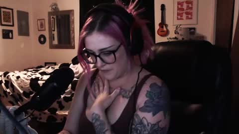 Snapshot of demongf chatting on 03/07/25, 01:53 Demoness Mina online show from 03/07/25, 01:53