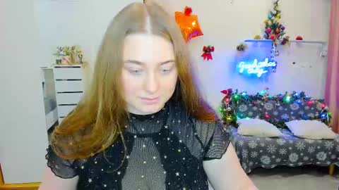 Sophie online show from 12/03/24, 06:15