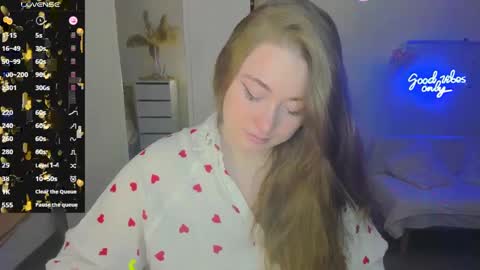 Sophie online show from 01/25/25, 04:13