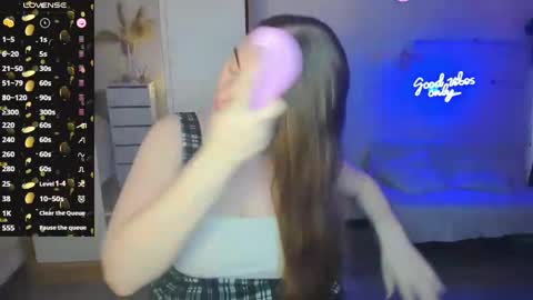 Sophie online show from 02/10/25, 08:31