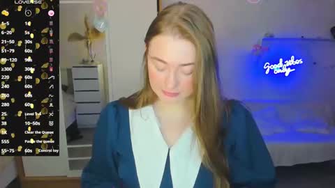 Sophie online show from 02/15/25, 02:04