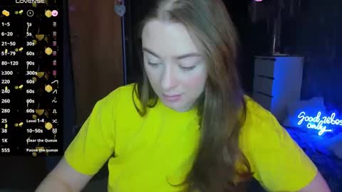 Sophie online show from 03/10/25, 06:49
