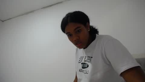 Dena k s online show from 02/04/25, 01:06