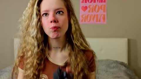 Emma online show from 02/15/26, 06:26