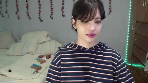 Snapshot of deni_bloom chatting on 01/17/25, 11:29 Denisse    schedule Monday to Friday 1300-1900 mexican time Saturday-maybe it could be a surprise IDEPENDENT MODEL online show from 01/17/25, 11:29