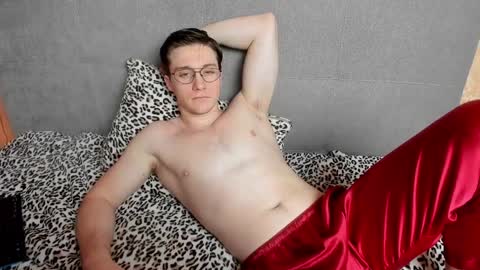 Snapshot of deni_boy99 chatting on 01/08/25, 07:03 Deni online show from 01/08/25, 07:03