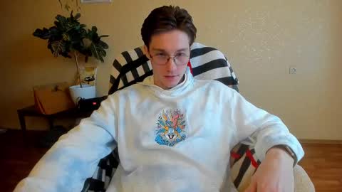 Snapshot of deni_boy99 chatting on 03/06/25, 03:13 Deni online show from 03/06/25, 03:13