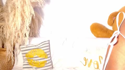   online show from 10/24/25, 12:45