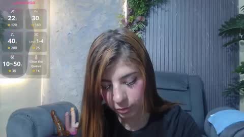 Laura online show from 11/27/25, 11:34