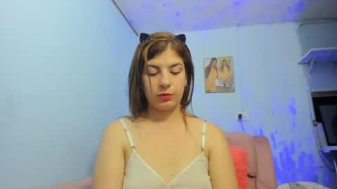 Laura online show from 07/12/26, 04:25