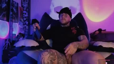 Oliver online show from 12/01/25, 03:00