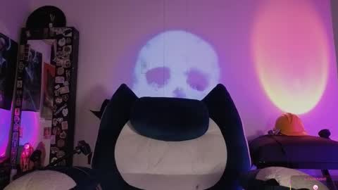 Oliver online show from 12/23/25, 03:04