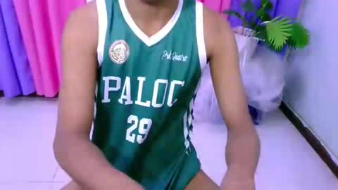 Snapshot of dennis_asiancock chatting on 09/26/25, 05:33 Dens online show from 09/26/25, 05:33