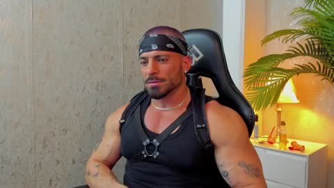 dennis_cox_ online show from 01/16/25, 04:17