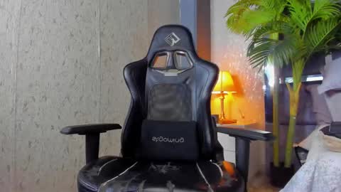 dennis_cox_ online show from 02/16/25, 05:04
