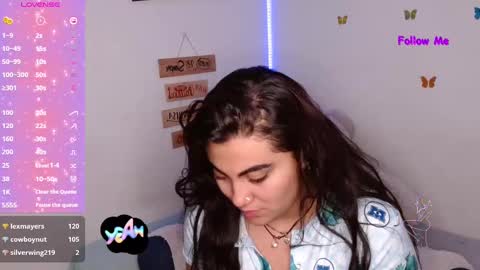 Snapshot of dennis_love_ chatting on 02/20/25, 06:39 rosse online show from 02/20/25, 06:39