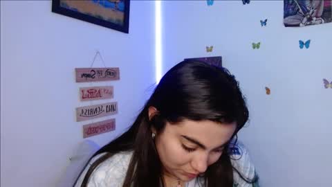 Snapshot of dennis_love_ chatting on 09/30/25, 04:06 rosse online show from 09/30/25, 04:06