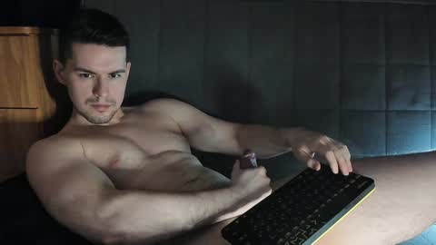 Snapshot of dennis_night chatting on 01/19/25, 11:32 Den online show from 01/19/25, 11:32