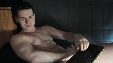 Snapshot of dennis_night chatting on 01/21/25, 12:15 Den online show from 01/21/25, 12:15
