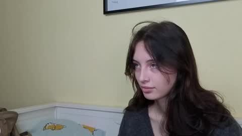Snapshot of denniseforline chatting on 10/02/25, 08:21 Olivia online show from 10/02/25, 08:21
