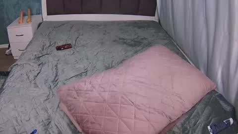 Dennis online show from 10/27/25, 07:07