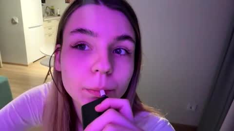 Denni online show from 03/06/26, 05:09