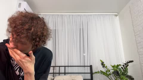 Snapshot of denobluora chatting on 01/31/25, 07:51 Jasper   online show from 01/31/25, 07:51