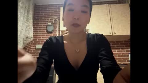 Snapshot of denysebernacchi chatting on 09/24/25, 07:06 Emma online show from 09/24/25, 07:06