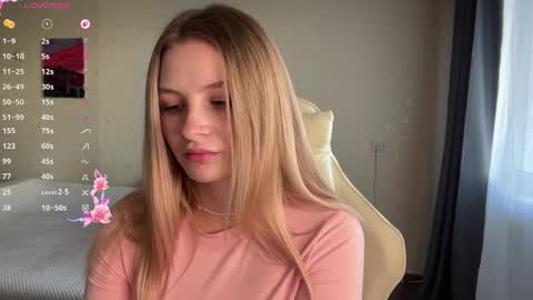 Vi  Victoria online show from 04/07/26, 01:22