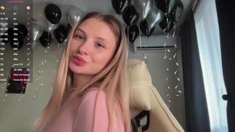 Vi  Victoria online show from 04/09/26, 01:27