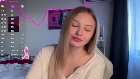 Vi  Victoria online show from 04/17/26, 01:14