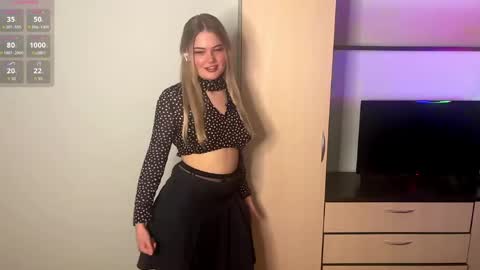 Luna online show from 03/20/26, 04:23