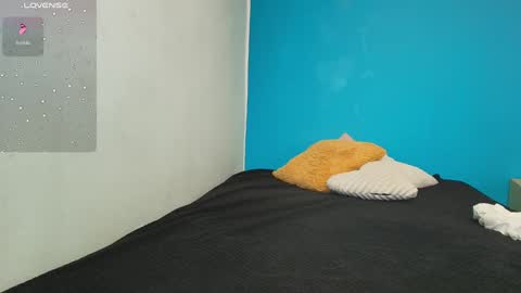 Dephne online show from 01/09/25, 03:55