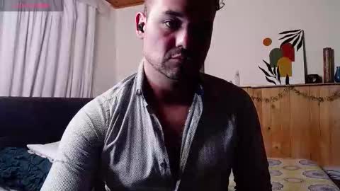 Dereck Mills3 online show from 01/14/26, 02:39