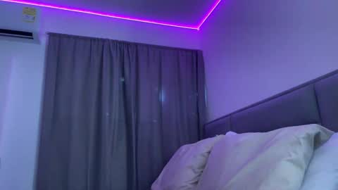 Dereck online show from 10/01/25, 07:09