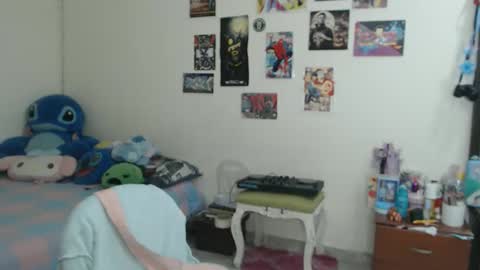 Snapshot of derek_44 chatting on 02/13/26, 12:17 derek_44 online show from 02/13/26, 12:17