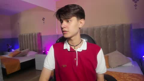 derek_sinn online show from 04/13/26, 07:52