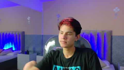 derek_sinn online show from 05/24/26, 09:14